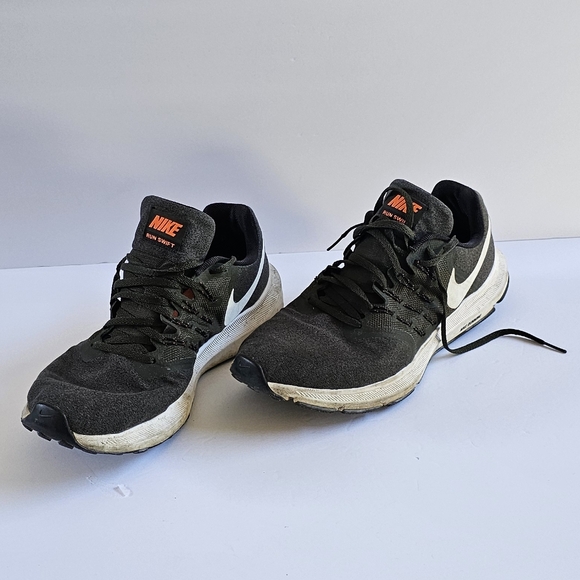 Nike Run Swift Running Sneakers Sequoia Green Men's Size 11 - Picture 12 of 13